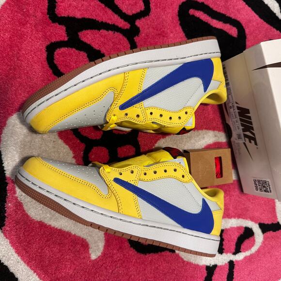 Jordan 1 Retro Low OG SP Travis Scott Canary (Women’s) – Size 9 – Brand New - Picture 3 of 9